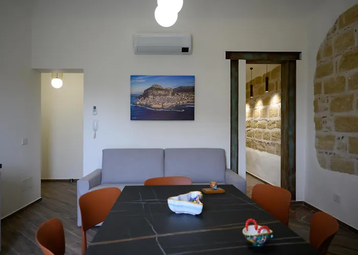 Incao La Strummula House